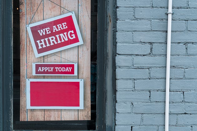 What is a client recruiter? This blog explores the differences between a client recruiter and a traditional recruiter.