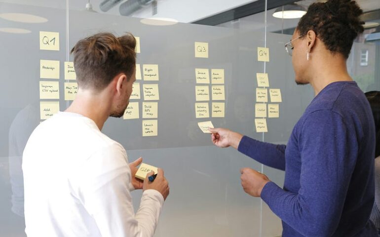 How you can use Giig's Free Sourcing Tracker to launch your Freelance Recruiter Career
